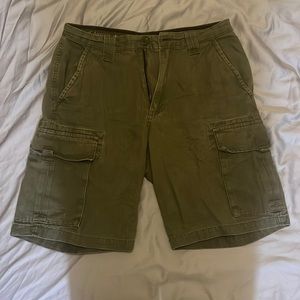 These are a pair of Boy Scout vintage cargo shorts. Waist size 30.